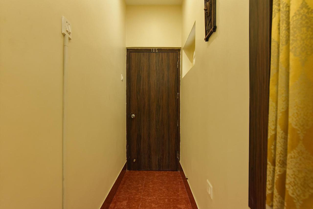 Fabexpress Shivalya Hotel Колката Екстериор снимка